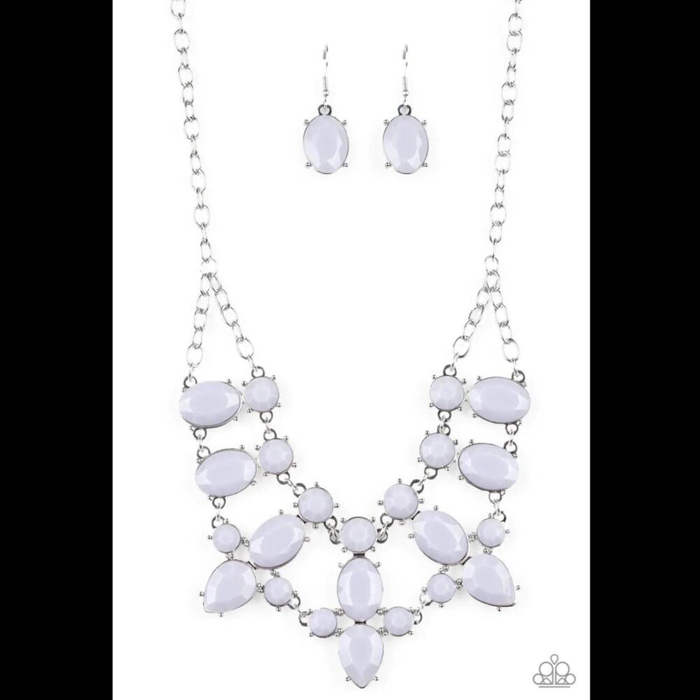 Paparazzi Necklace Set - Goddess Glow - Silver
